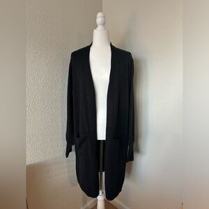 NWT AVENUE BLACK 2 FRONT POCKETS SOFT LONG CARDIGAN SIZE 18/20